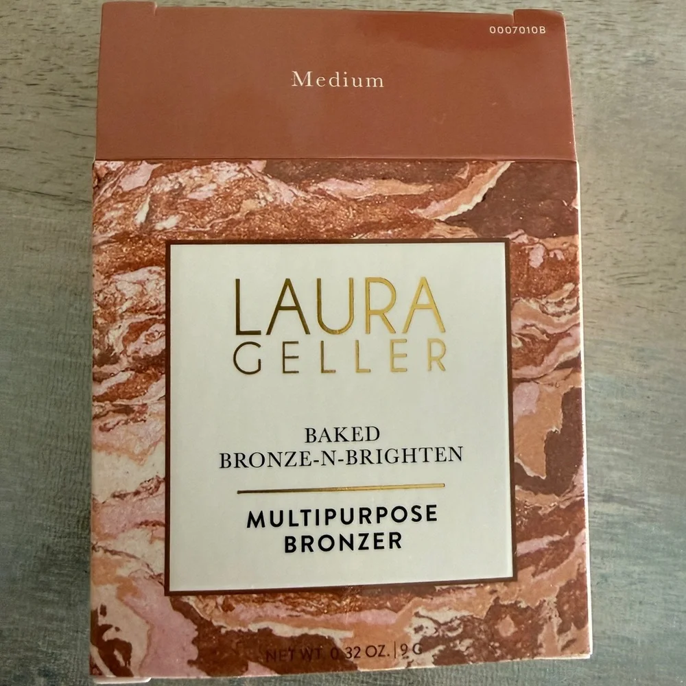 Laura Geller BRONZE and Brighten Nude Pinks Browns Tan MEDIUM NIB FULL SIZE